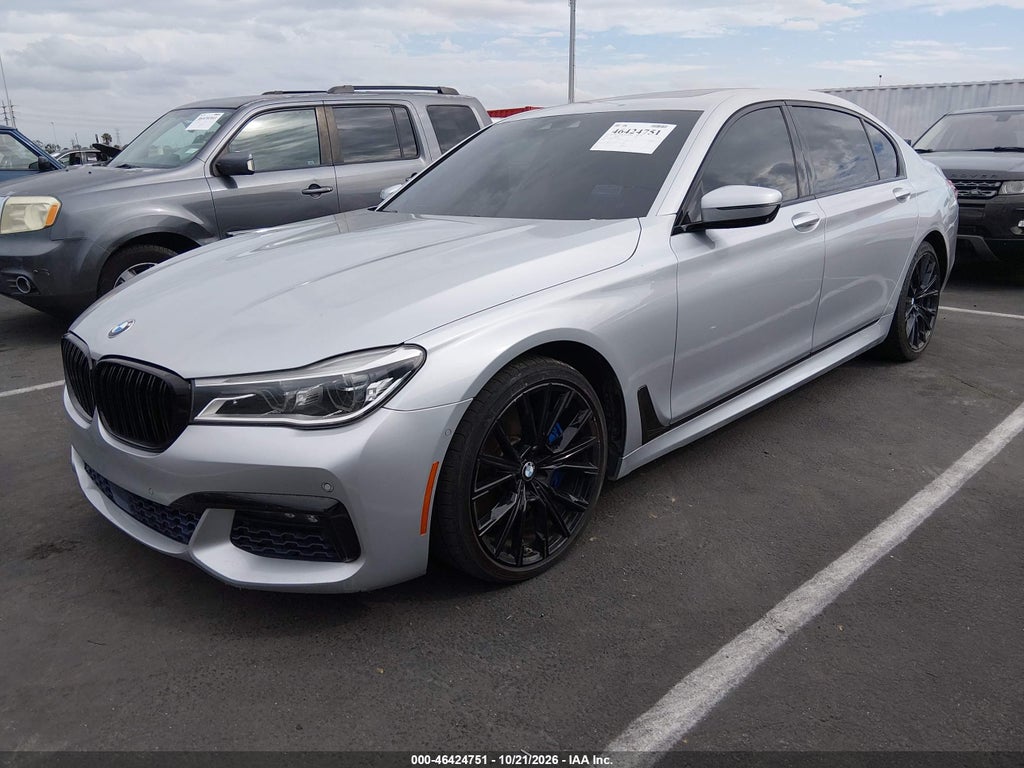 2016 BMW 750I photo 2