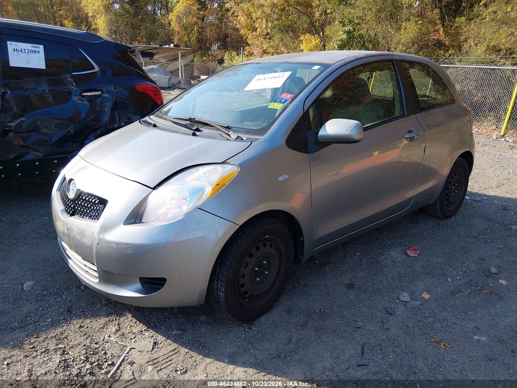 2008 Toyota Yaris photo 2
