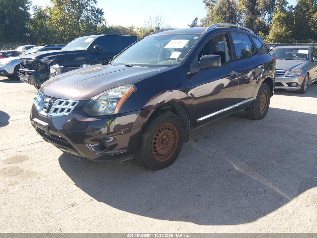 2015 Nissan Rogue Select S photo 2
