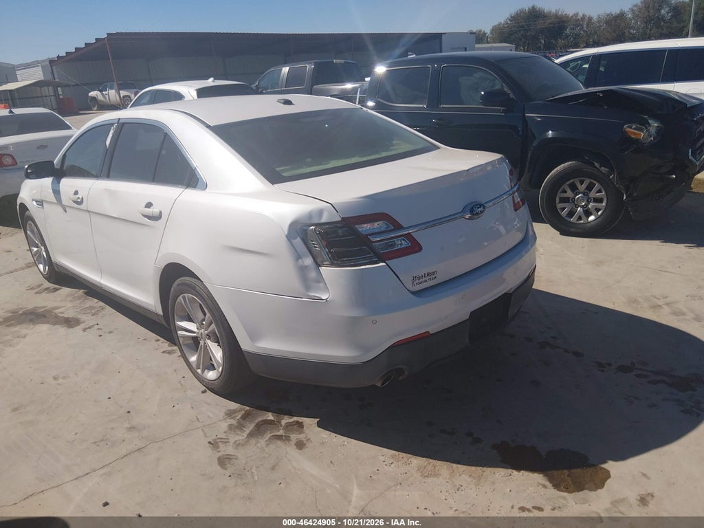 2014 Ford Taurus SEL photo 3