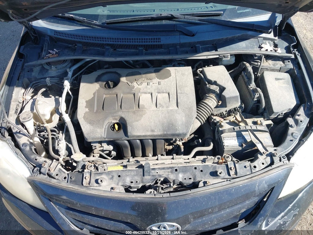 2012 Toyota Corolla LE photo 10