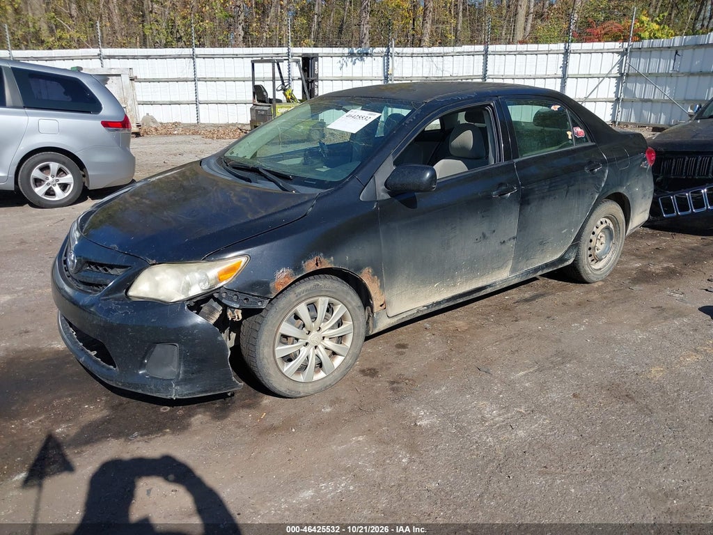 2012 Toyota Corolla LE photo 2
