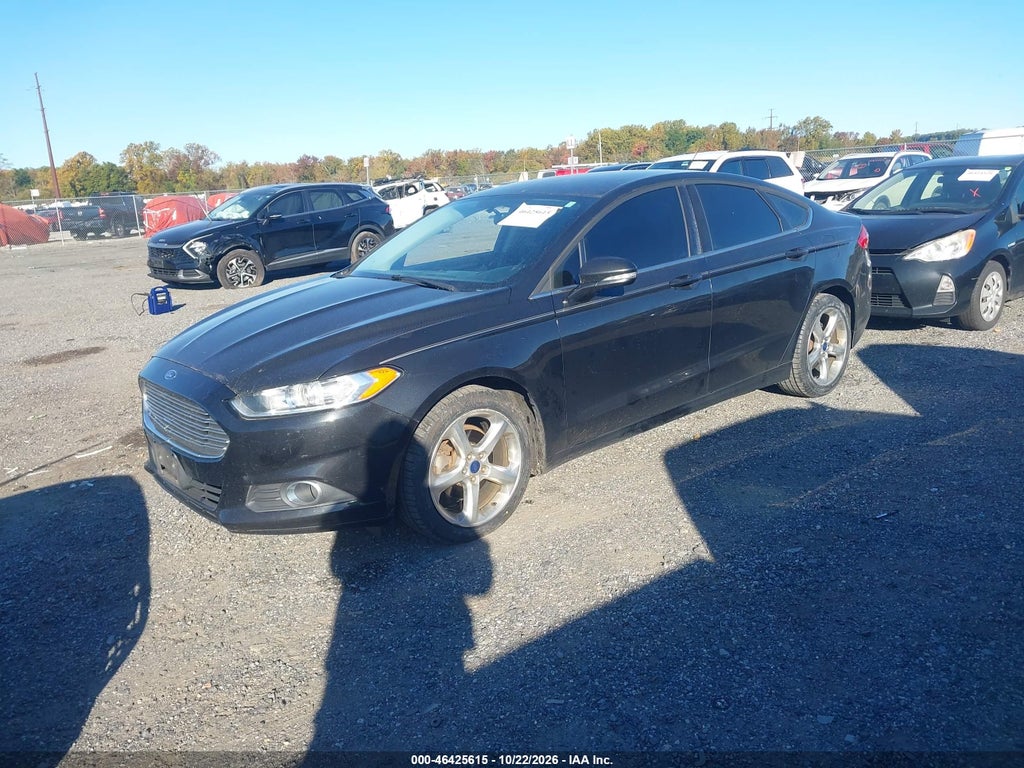 2014 Ford Fusion SE photo 2