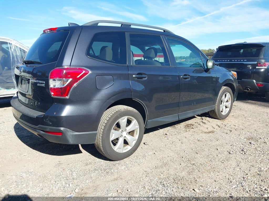 2016 Subaru Forester 2.5I Premium photo 4