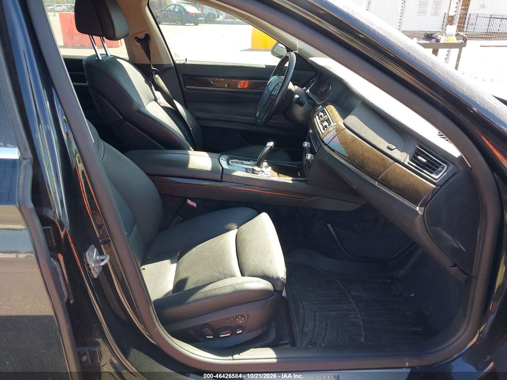 2011 BMW 740I photo 5