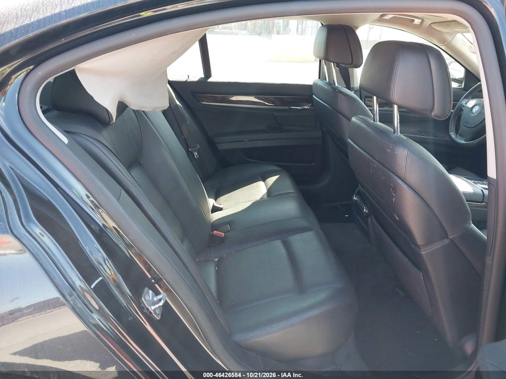 2011 BMW 740I photo 8