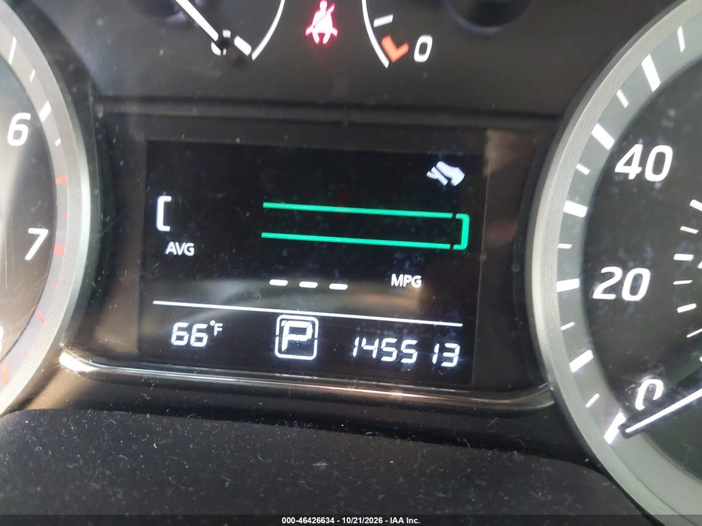 2013 Nissan Sentra SR photo 7