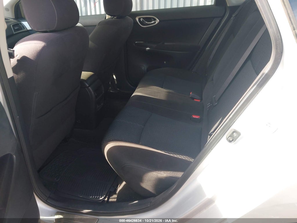 2013 Nissan Sentra SR photo 8