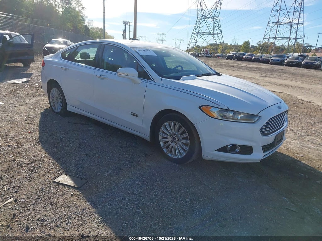 2014 Ford Fusion Energi Titanium photo 1