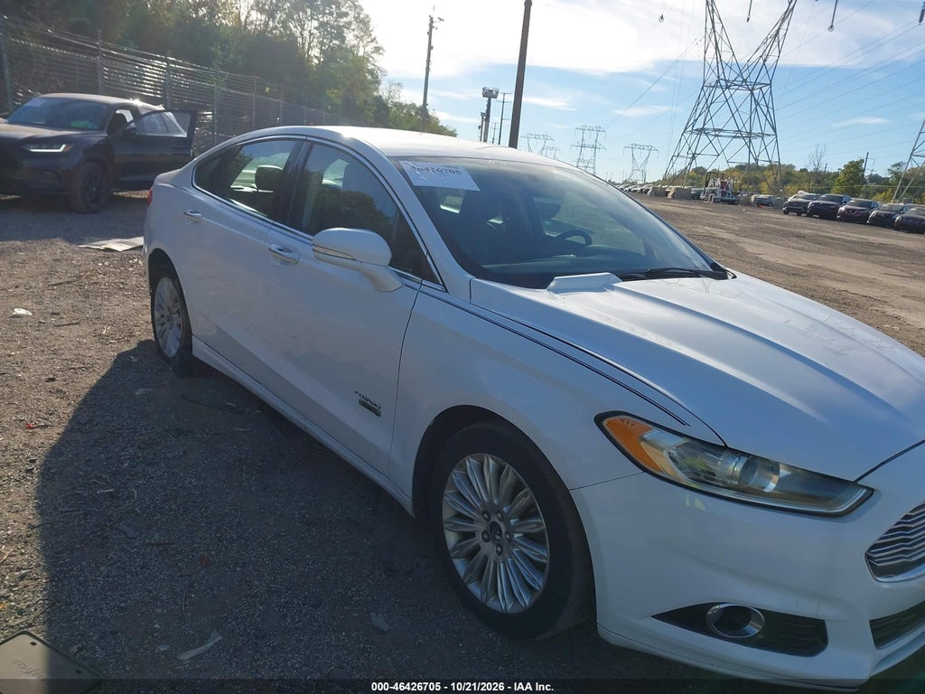 2014 Ford Fusion Energi Titanium photo 6
