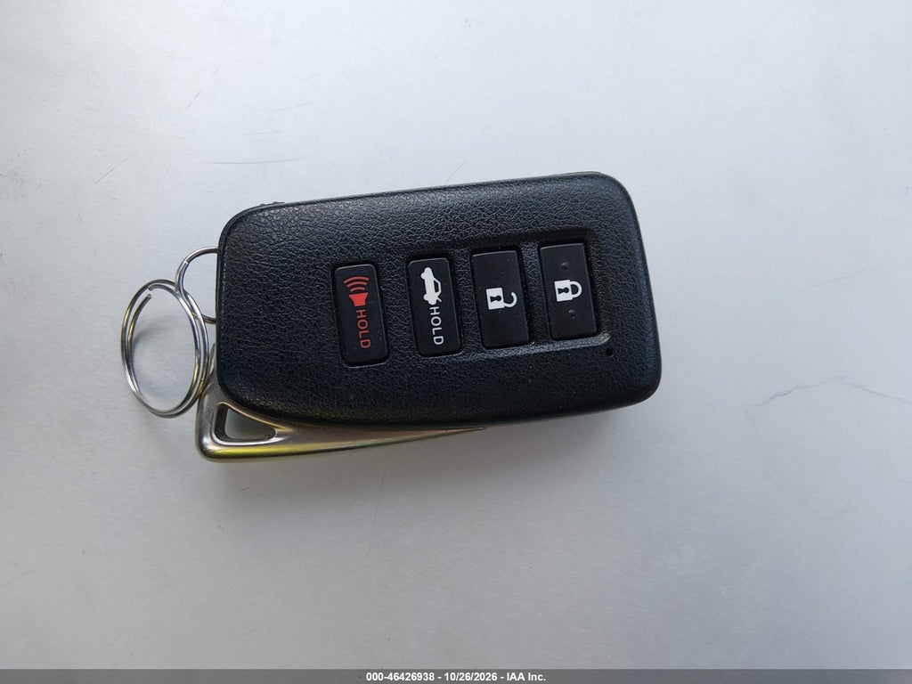 2015 Lexus ES 300H photo 11