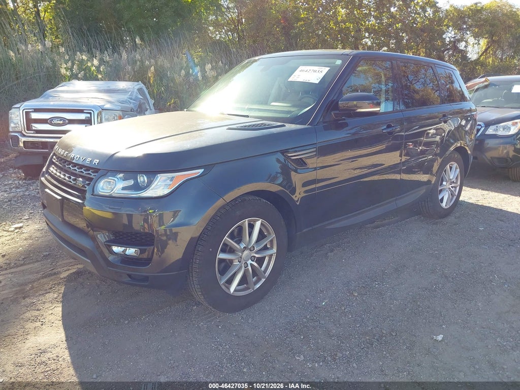 2015 Land Rover Range Rover Sport 3.0L V6 Supercharged HSE/3.0L V6 Supercharged SE photo 2