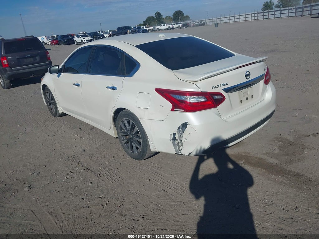 2016 Nissan Altima 2.5 SL photo 3