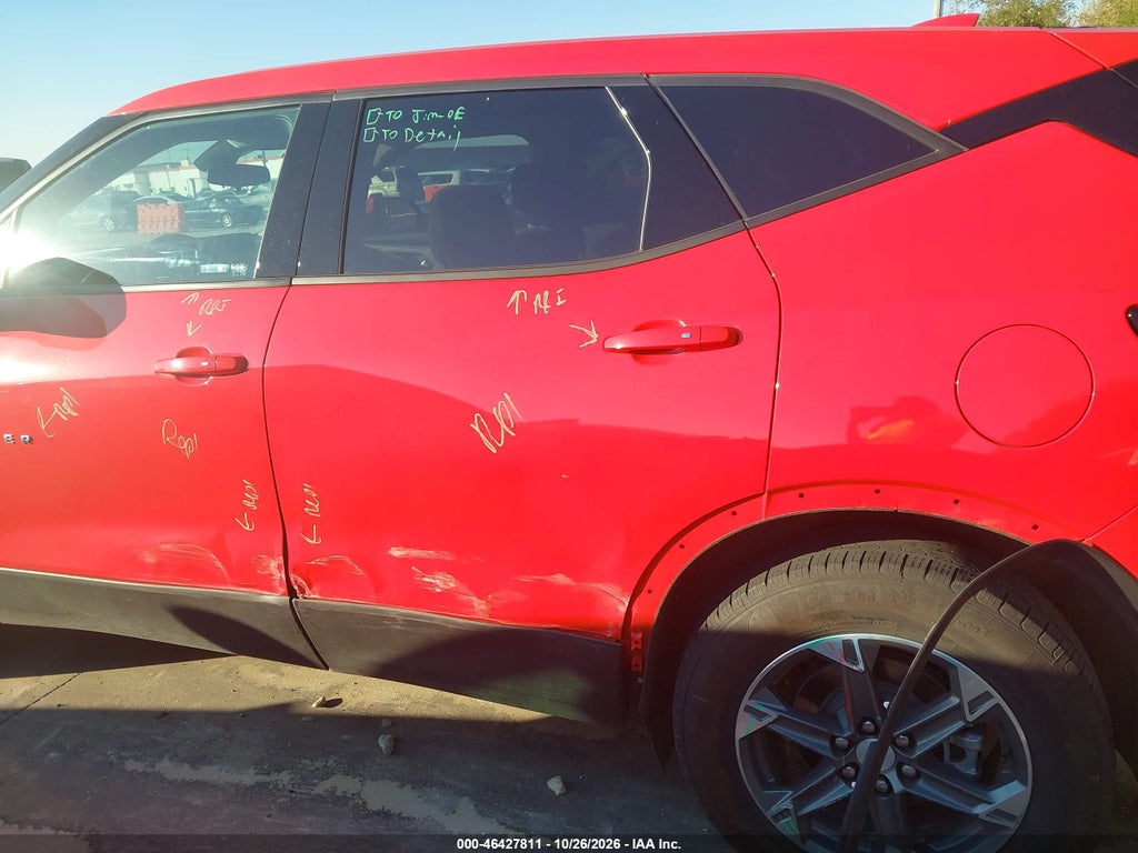 2025 Chevrolet Blazer AWD 2LT photo 6