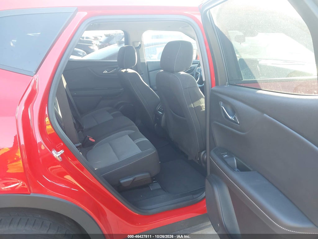 2025 Chevrolet Blazer AWD 2LT photo 8