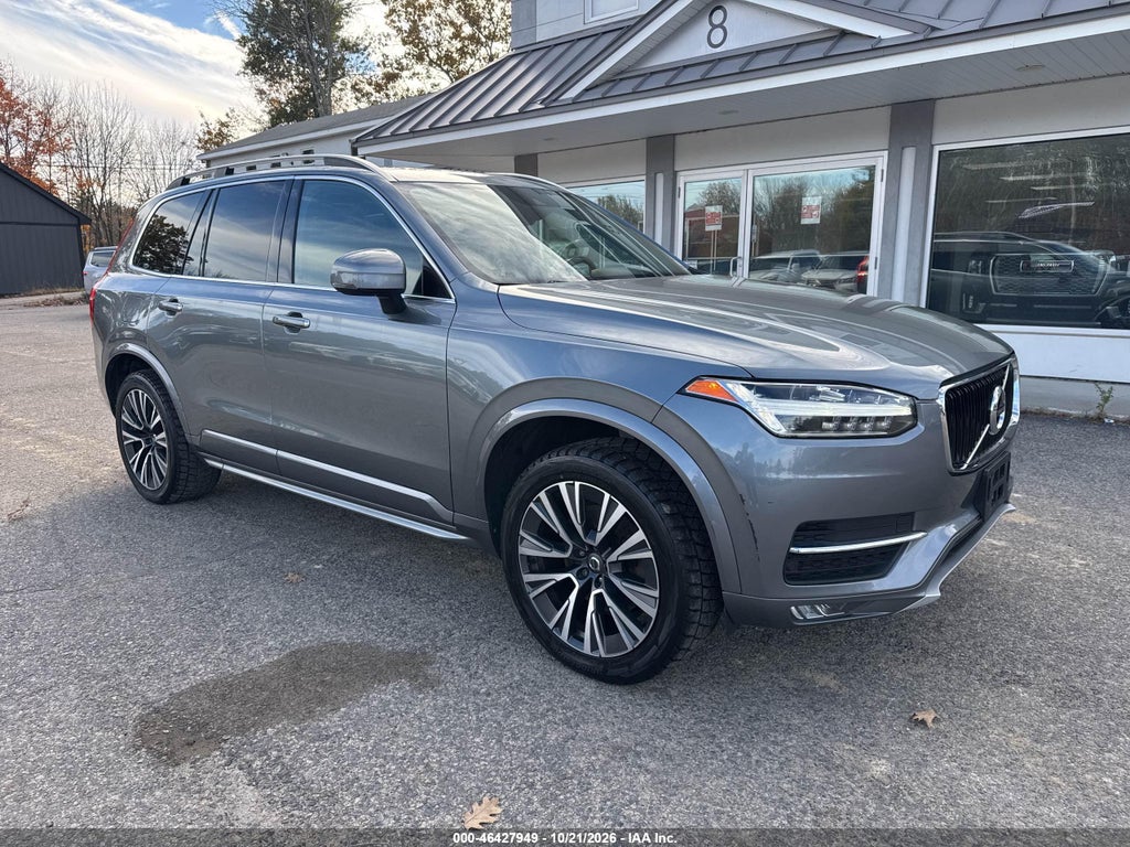 2019 Volvo XC90 T6 Momentum photo 1