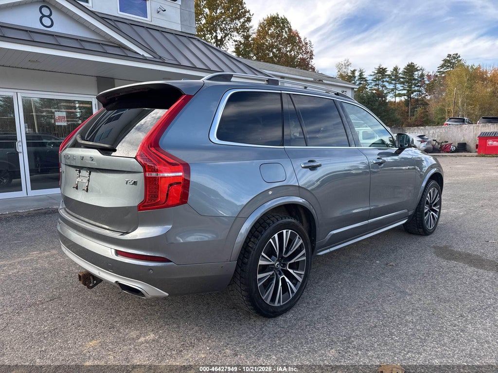2019 Volvo XC90 T6 Momentum photo 4