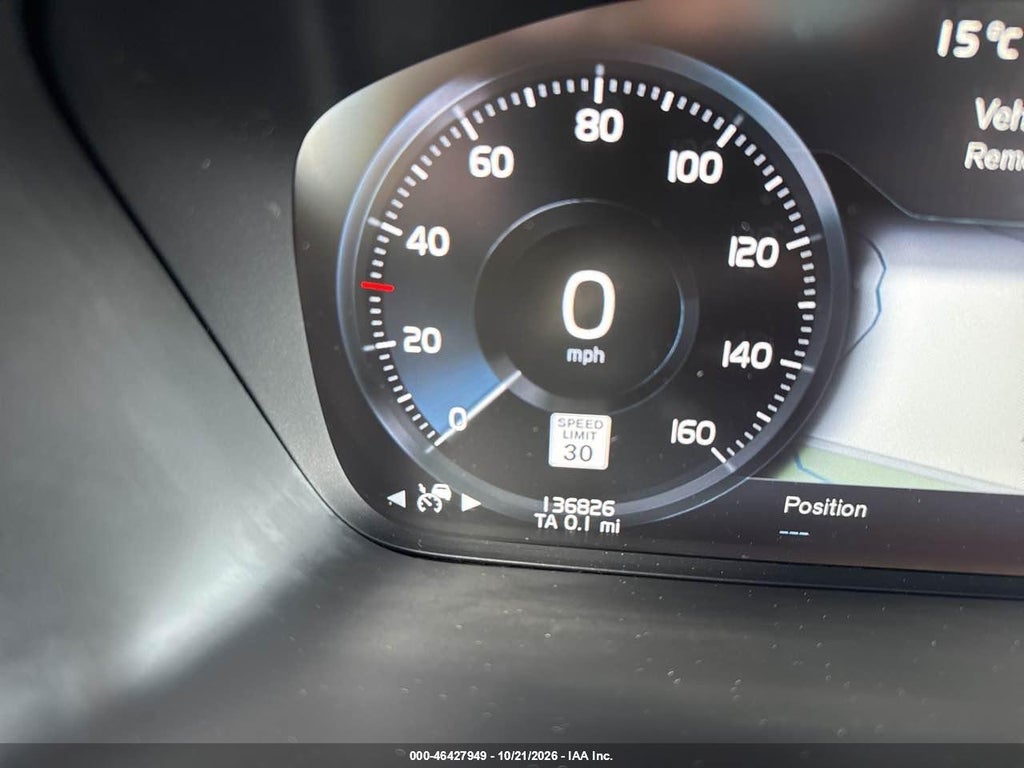 2019 Volvo XC90 T6 Momentum photo 7