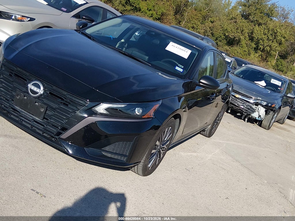 2026 Nissan Altima SV AWD photo 2