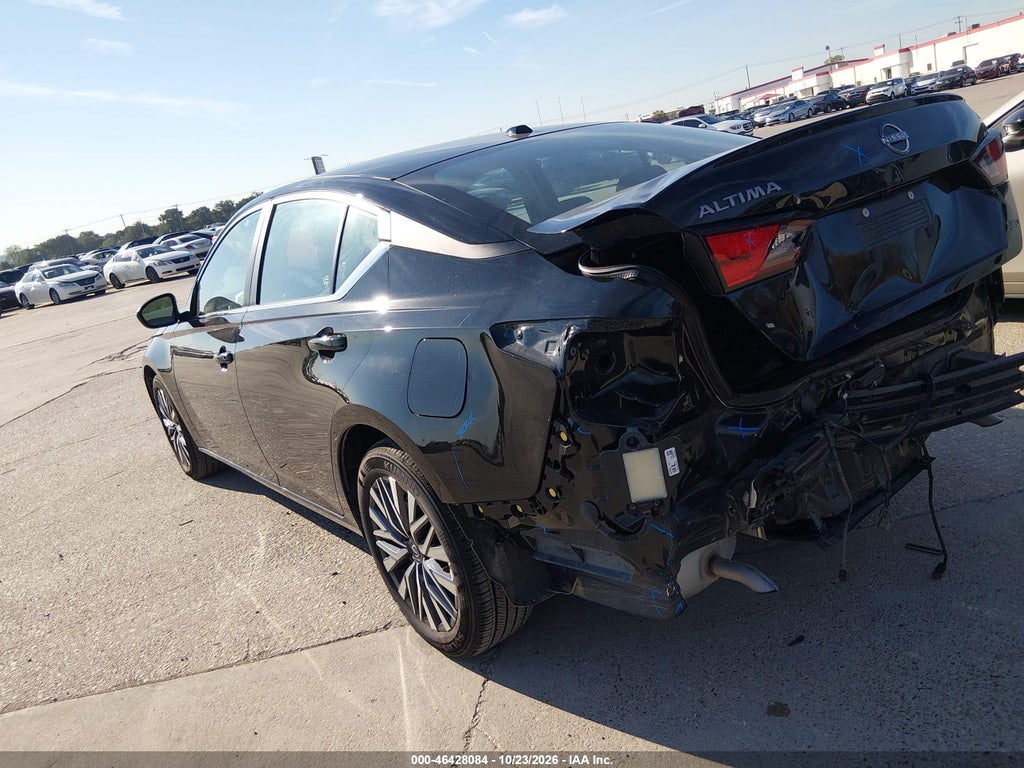 2026 Nissan Altima SV AWD photo 3