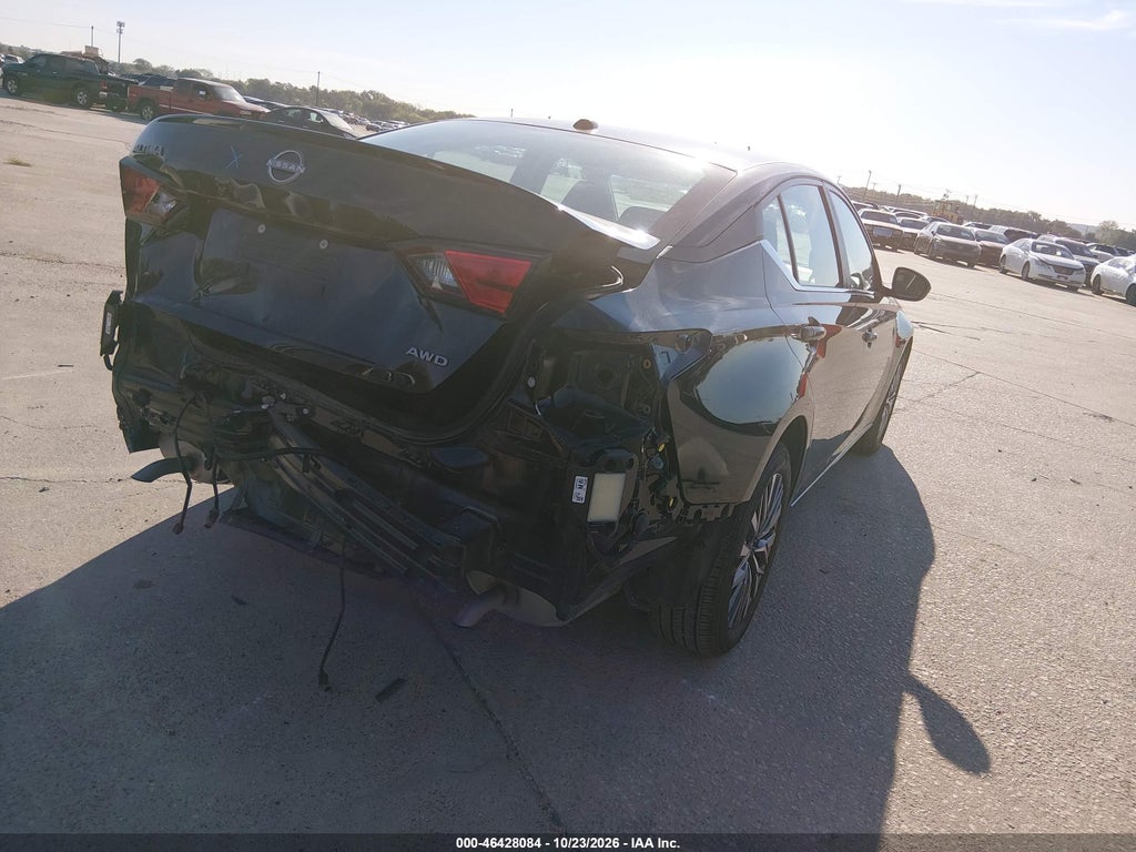 2026 Nissan Altima SV AWD photo 4
