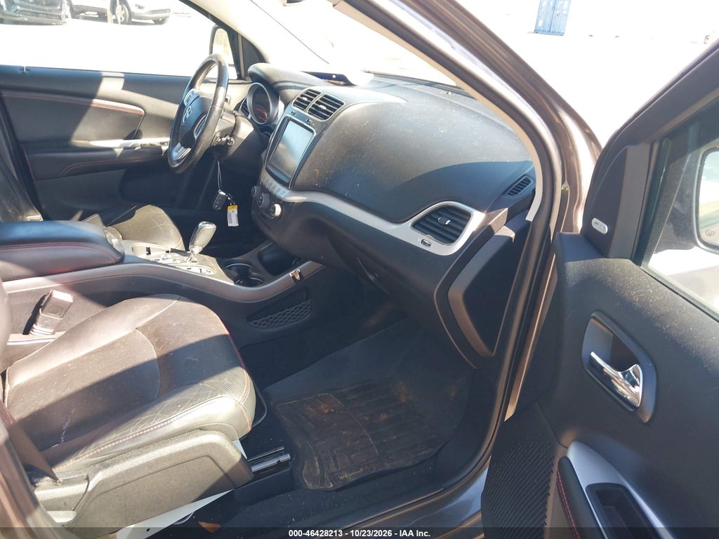 2015 Dodge Journey R/T photo 5