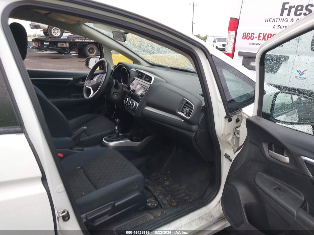 2015 Honda Fit LX photo 5