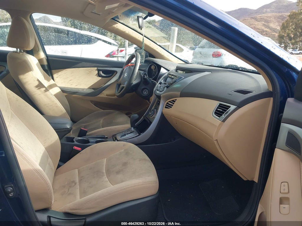 2013 Hyundai Elantra GLS photo 5