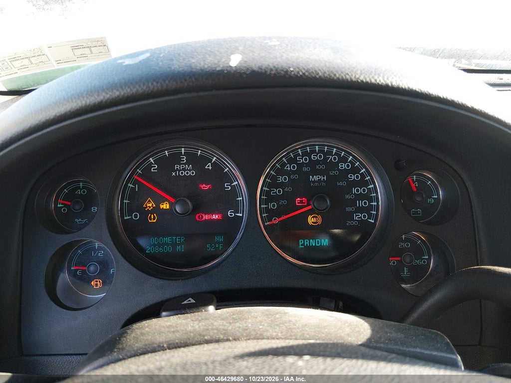 2010 Chevrolet Avalanche 1500 LS photo 7