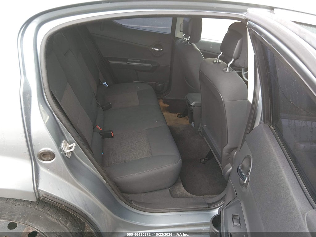 2010 Dodge Avenger SXT photo 8