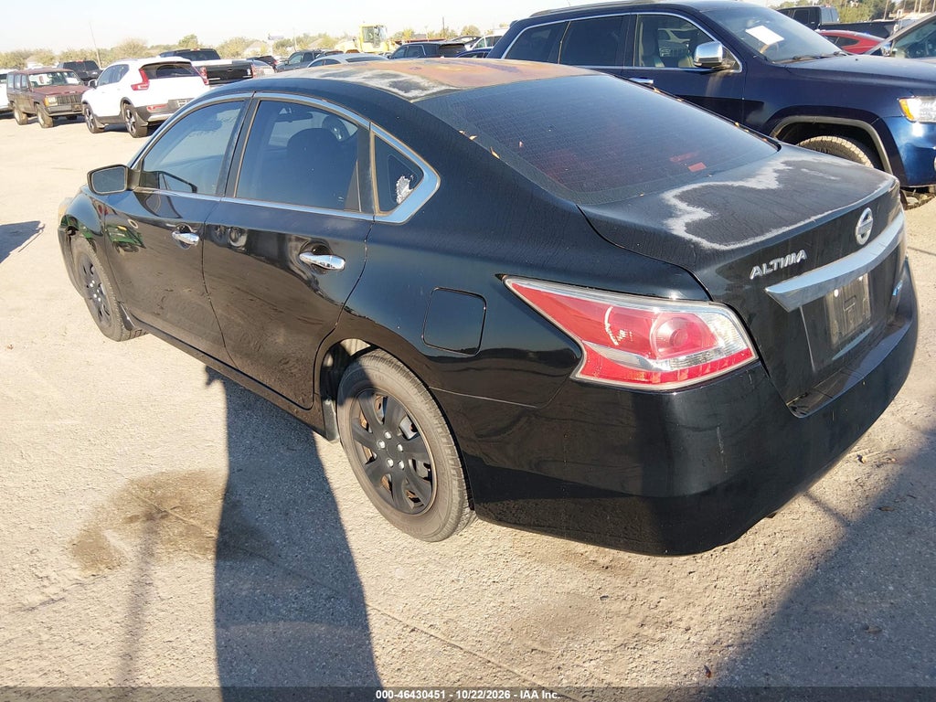 2014 Nissan Altima 2.5 S photo 3