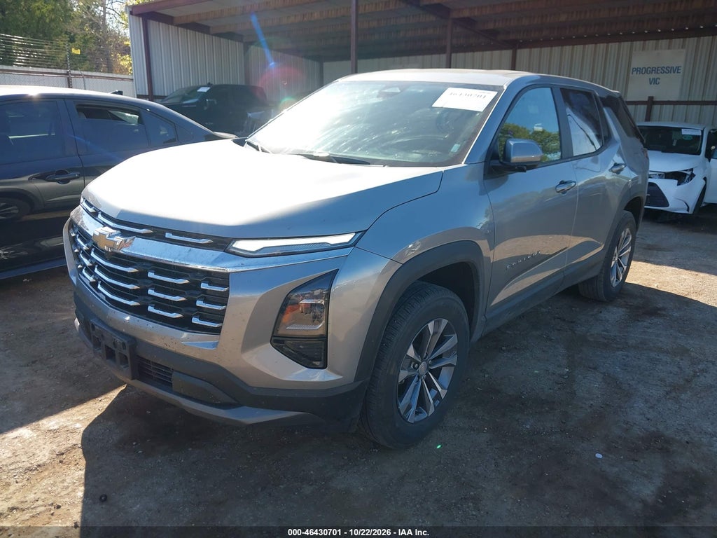 2026 Chevrolet Equinox FWD LT photo 2