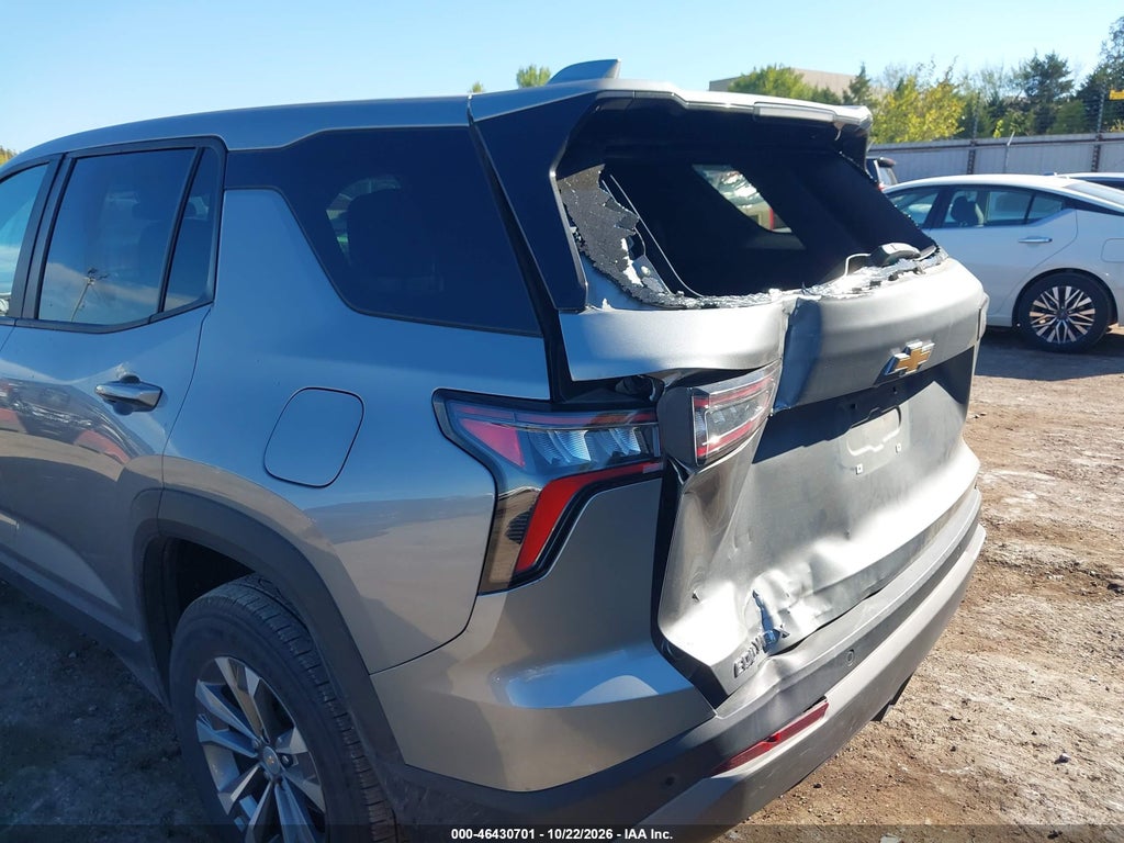 2026 Chevrolet Equinox FWD LT photo 6