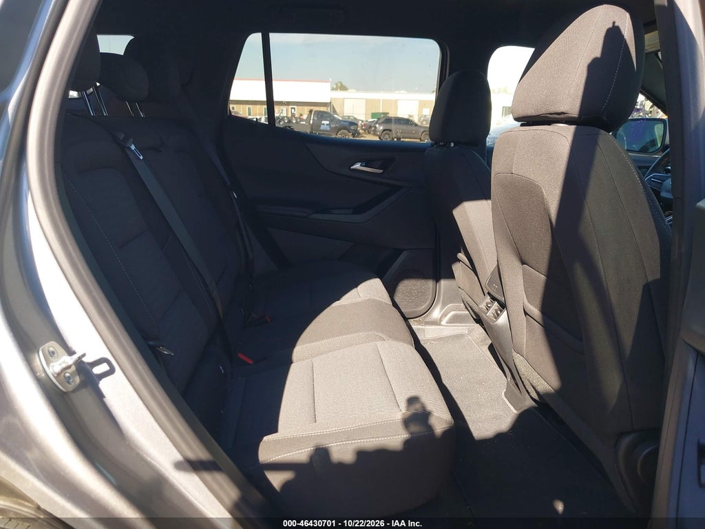 2026 Chevrolet Equinox FWD LT photo 8