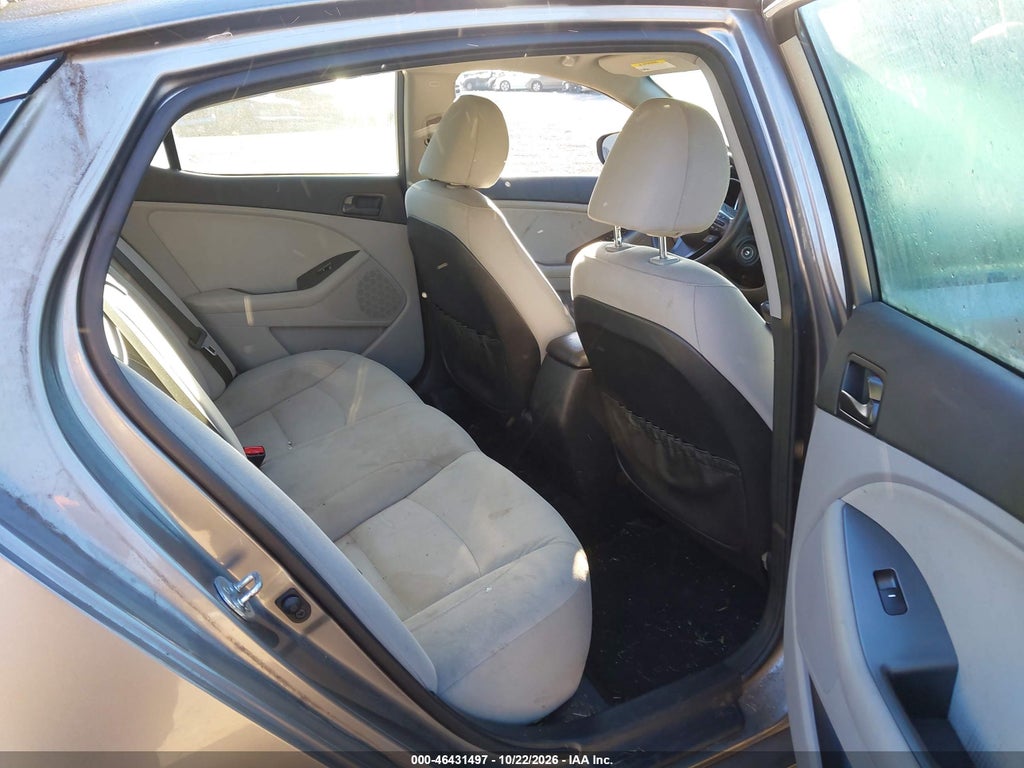 2014 Kia Optima LX photo 8
