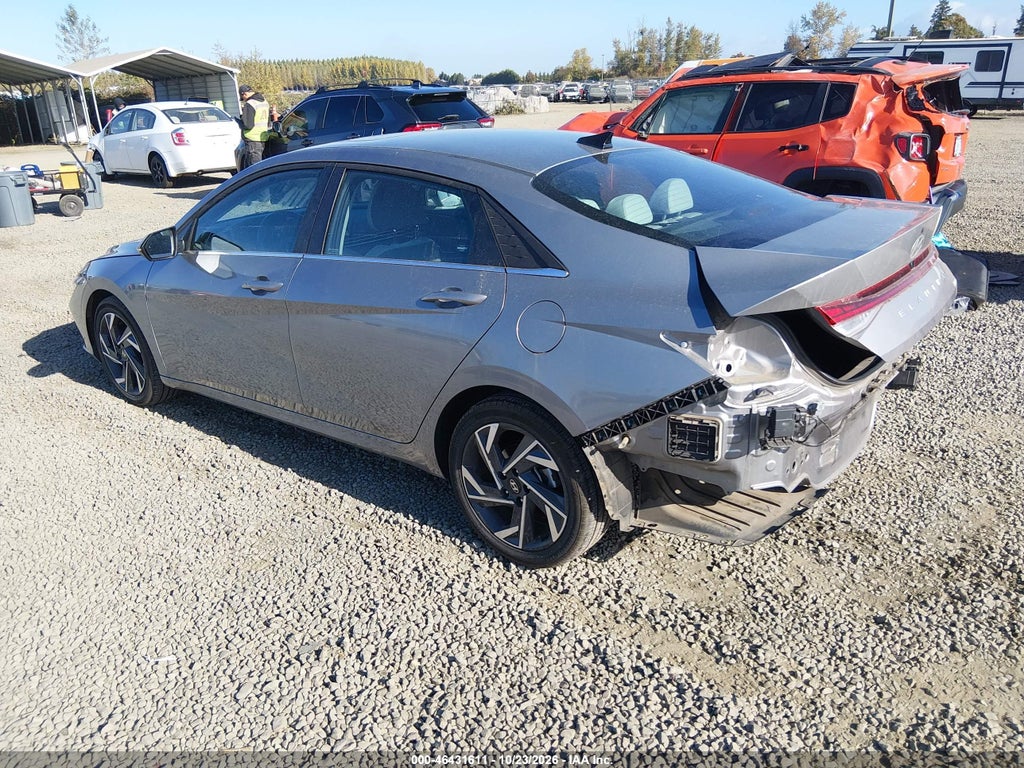2025 Hyundai Elantra Limited photo 3