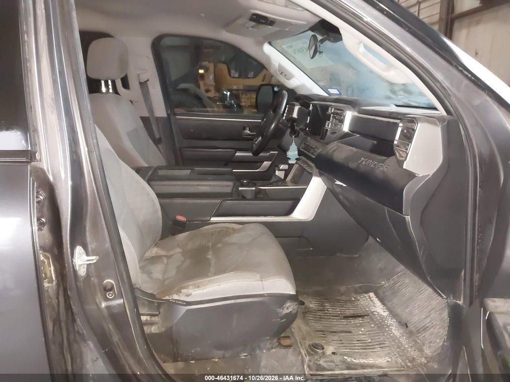 2023 Toyota Tundra SR5 photo 5