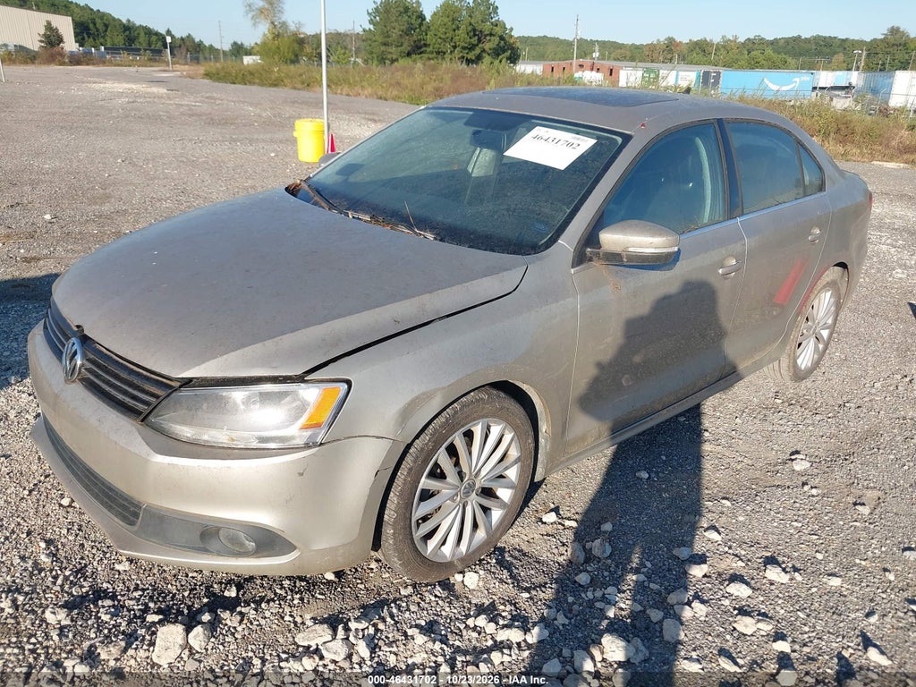 2014 Volkswagen Jetta 2.0L TDI photo 2