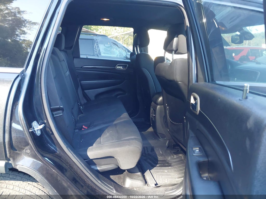 2014 Jeep Grand Cherokee Laredo photo 8