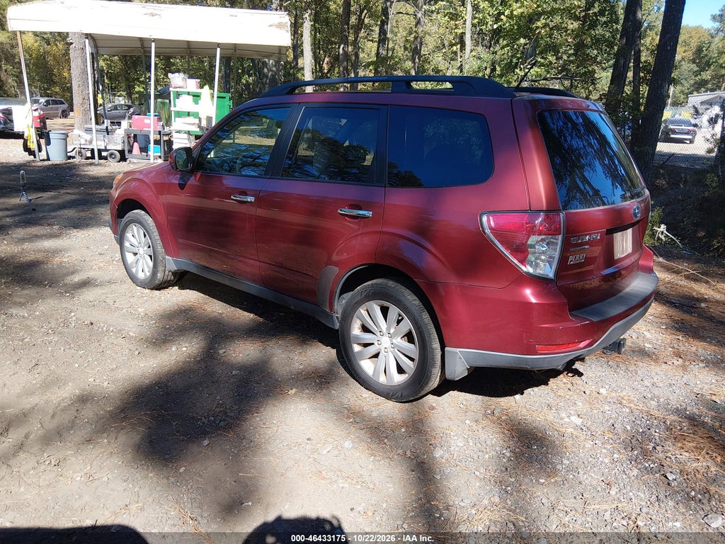 2011 Subaru Forester 2.5X Premium photo 3