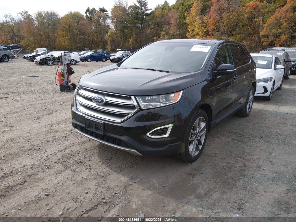 2015 Ford Edge Titanium photo 2