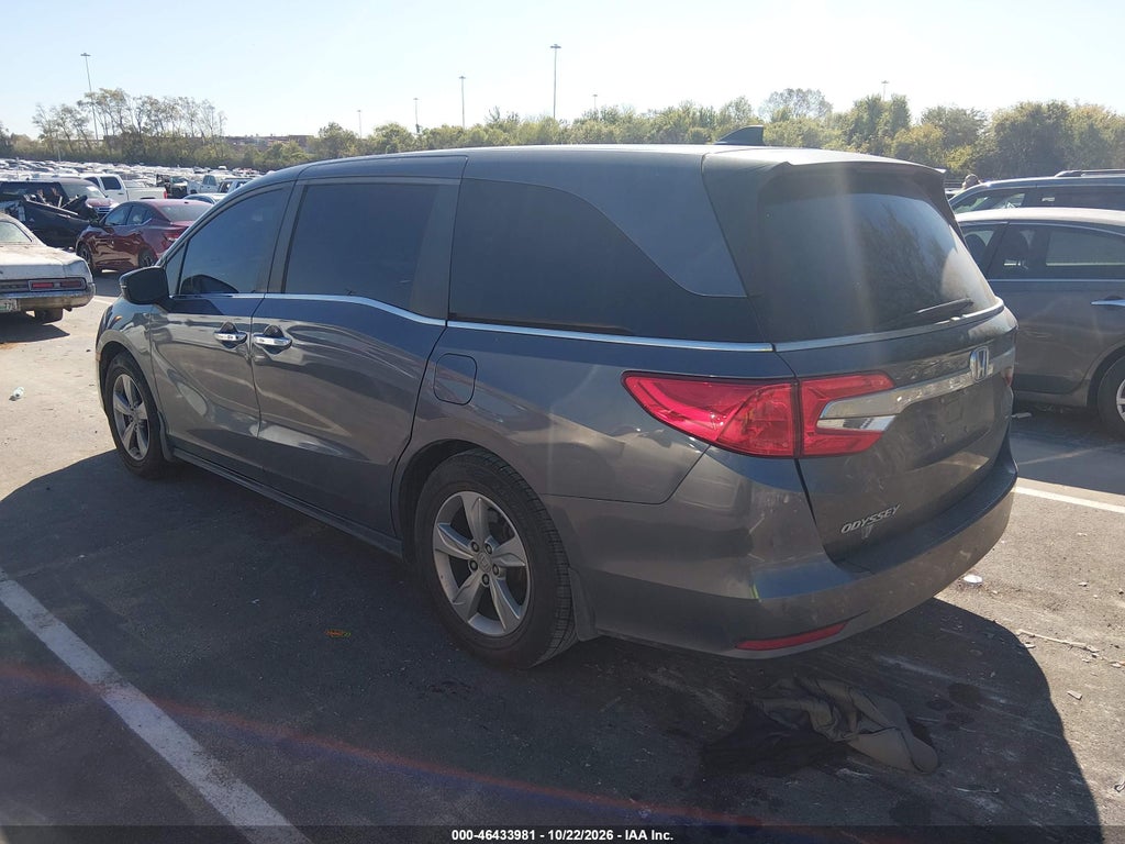 2018 Honda Odyssey EX photo 3