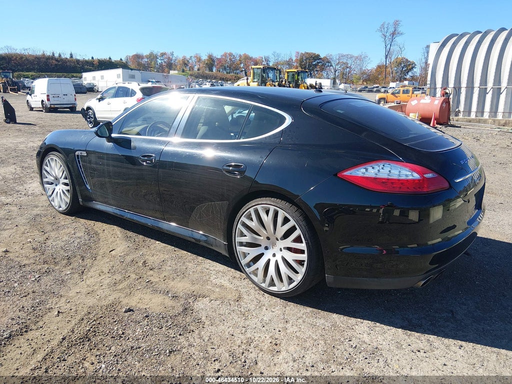 2010 Porsche Panamera S photo 3