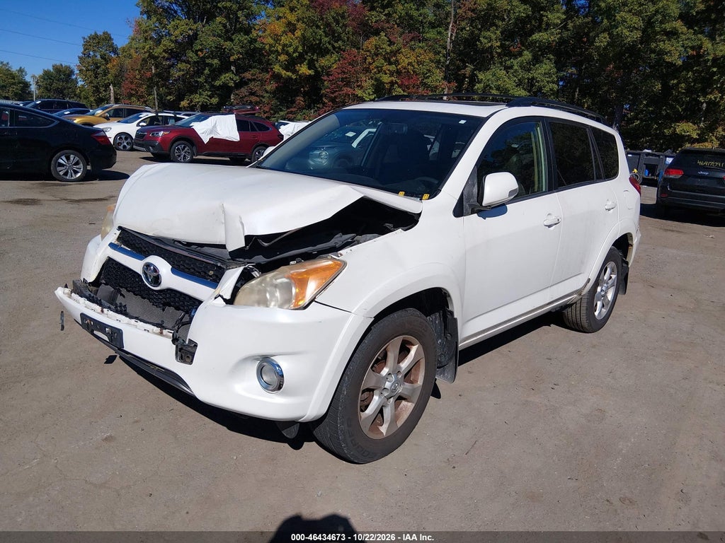 2009 Toyota RAV4 Limited V6 photo 2