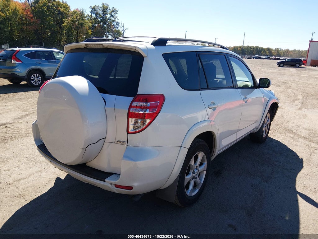 2009 Toyota RAV4 Limited V6 photo 4