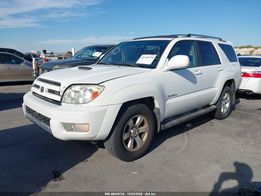 2004 Toyota 4RUNNER SR5/Sport photo 2