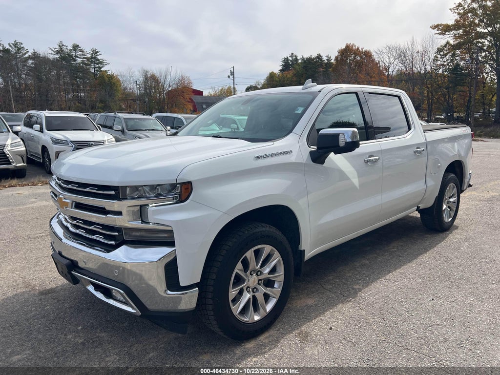 2022 Chevrolet Silverado 1500 LTD 4WD Short BED LTZ photo 2