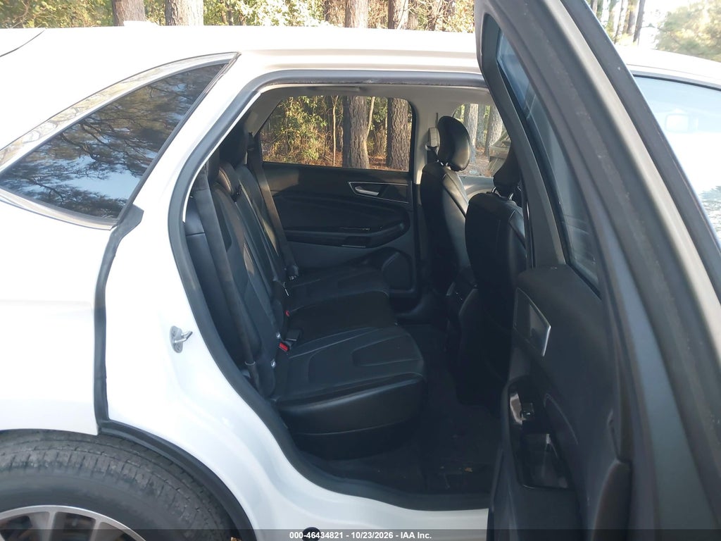 2015 Ford Edge Titanium photo 8