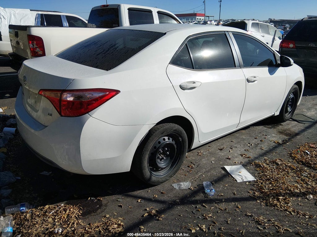 2018 Toyota Corolla LE photo 4