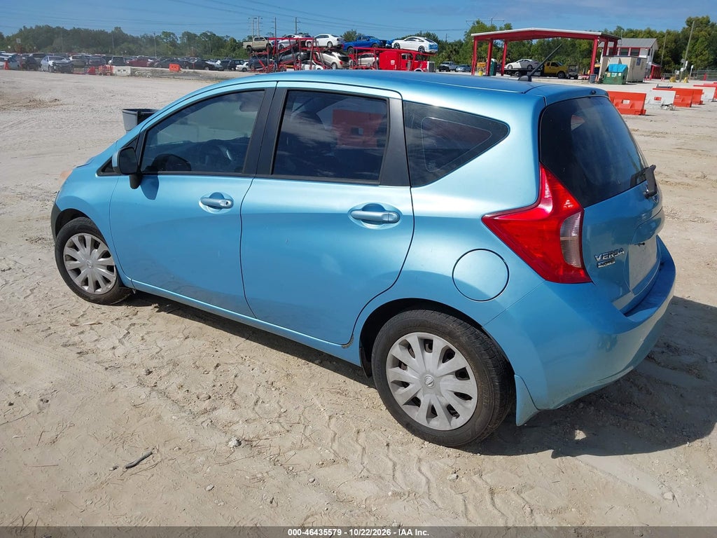 2014 Nissan Versa Note SV photo 3